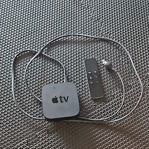 Apple Tv with remote